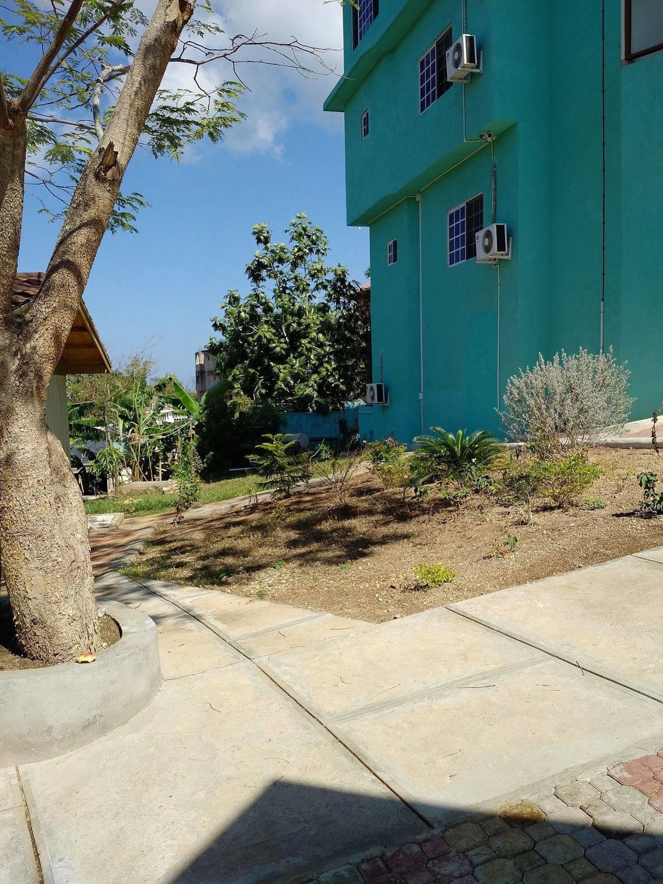 Negril Sky Blue Resorts Екстер'єр фото